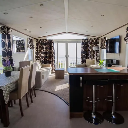 Stunning Caravan With Full Sea Views At Hopton Haven Ref 80044S Great Yarmouth Exterior photo