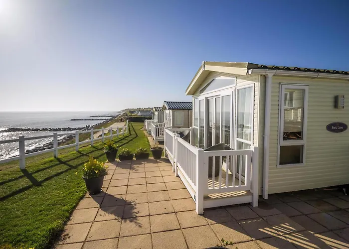 Stunning Caravan With Full Sea Views At Hopton Haven Ref 80044S