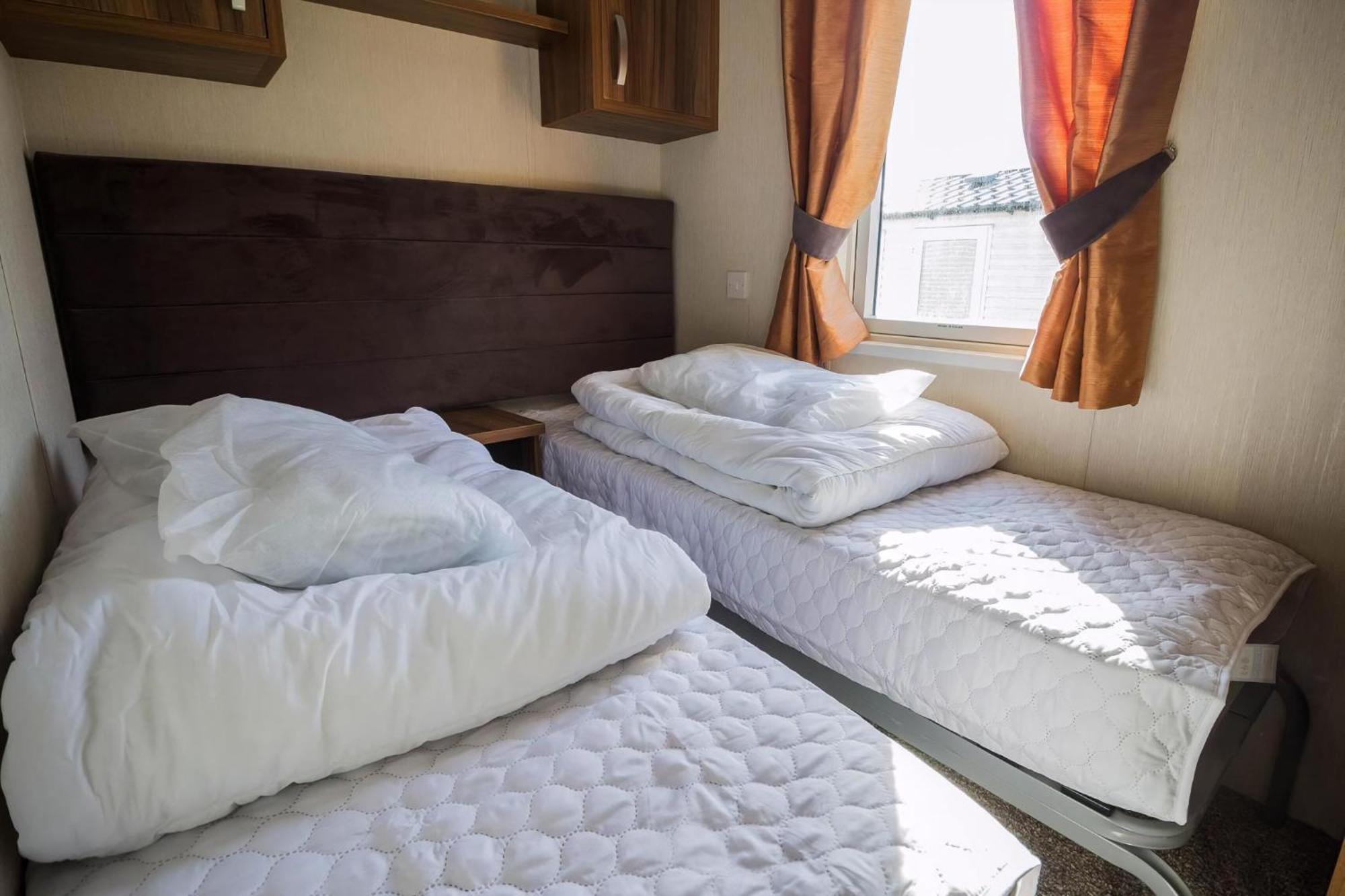 Stunning Caravan With Full Sea Views At Hopton Haven Ref 80044s Campsite